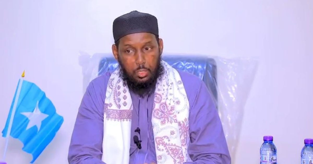 Wasiirka Awqaafta oo kulan la qaatay maamulka xujeyda iyo Shirkadaha Xamlooyinka