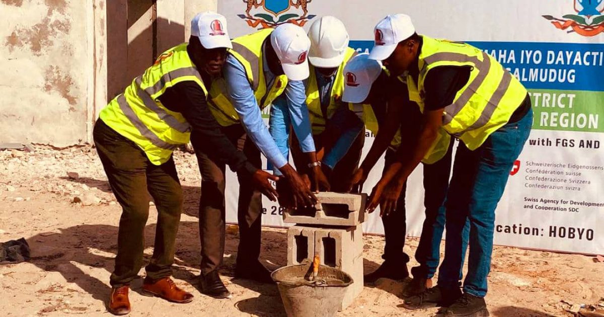 Xarunta Maamulka Dagmada Hobyo oo la dhagax dhigay