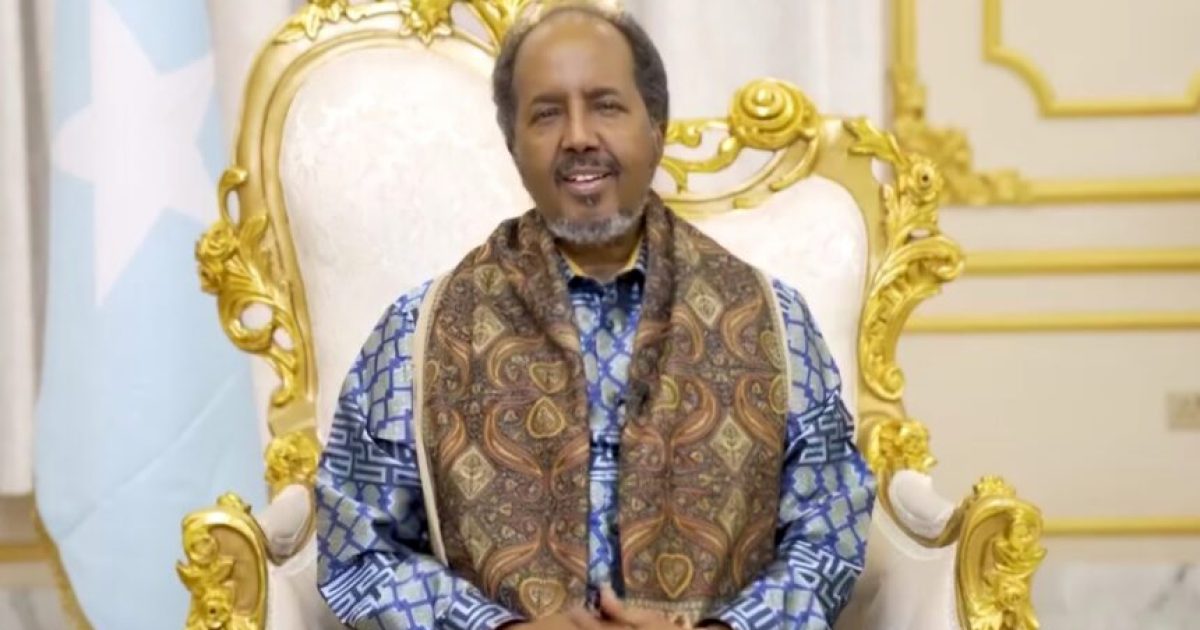 Madaxweyne Xasan Sheekh oo Ummadda Soomaliyeed ugu hambalyeeyay bilashada Ciidul Adxa