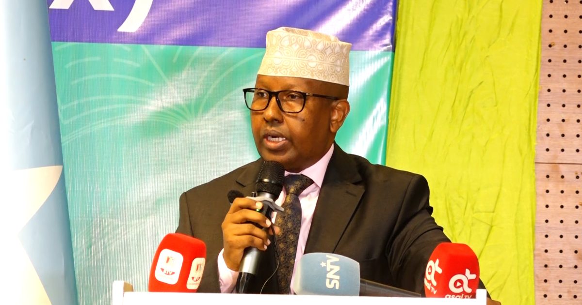 Wasiir Fiqi “iyadoo lagu jiro maalmaha Xorriyadda in Hargeysa looga heeso qowmiyad kamid ah Itoobiya waa ayaan darro”