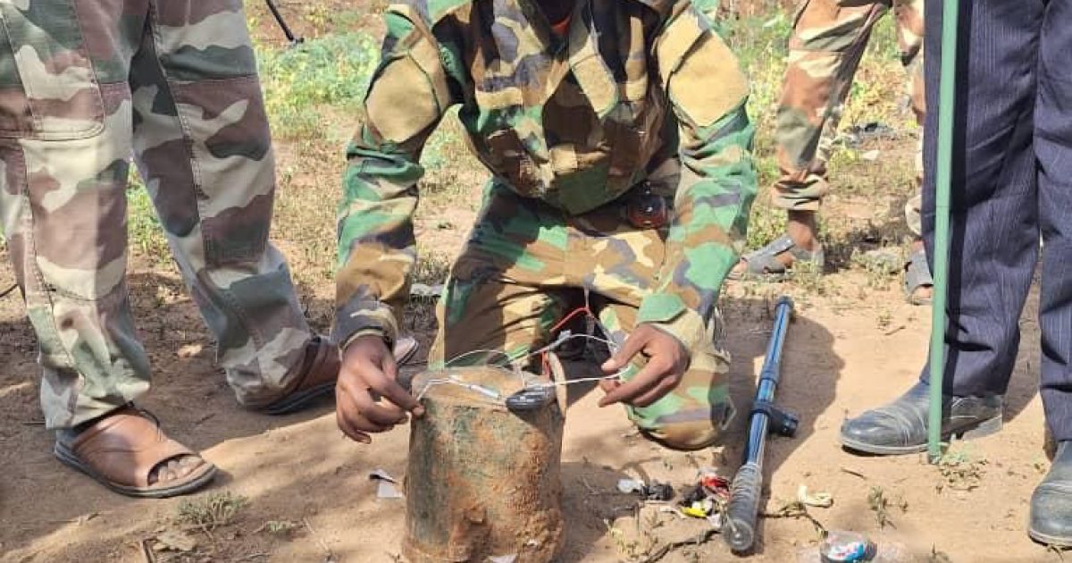 Laamaha amniga Buulo-mareer oo fashiliyey Miino ay Khawaarijta ku Aaseen waddo u dhaw Beeraha