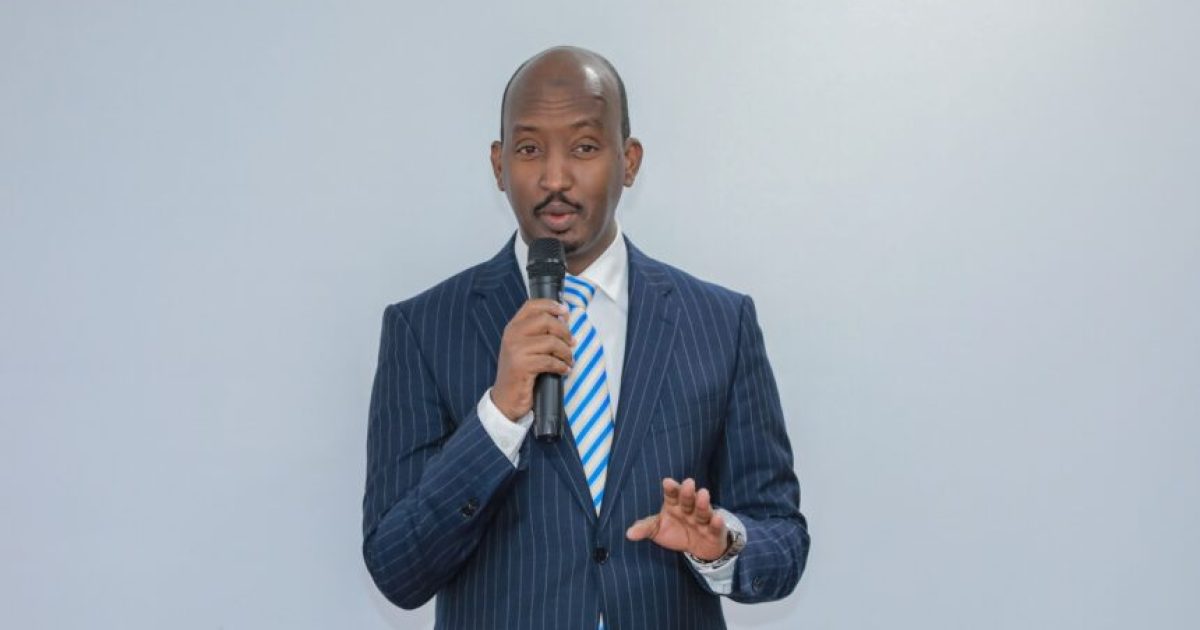 Wasiirka Kalluumeysiga XFS” Dagaal xoog leh ayaa ku qaadnay kalluumeysigii sharci darrada ahaa ee baddeenna ka socday”