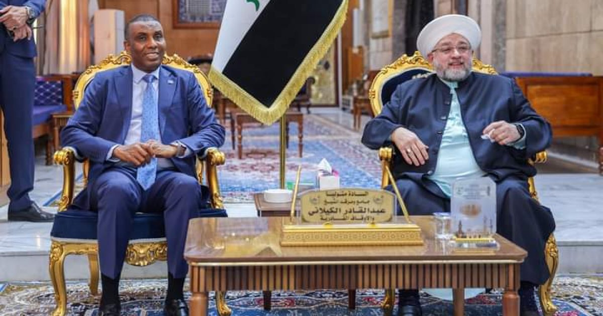 Ra’iisul Wasaare Xamsa oo booqday Masaajidka Sheekh Cabdulqaadir Jeylaani ee Baqdaad