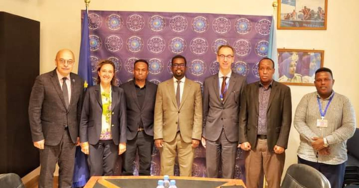 Madaxda Wasaaradda Dekadaha oo kulan la qaatay saraakiil ka tirsan Midowga Yurub