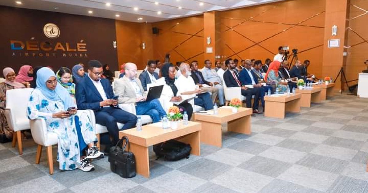 Maxaa laga yiri shirka Wadatashiga Istaraatiijiyadda Qaran ee Ilaalinta Taakuleynta Barakacayaasha?