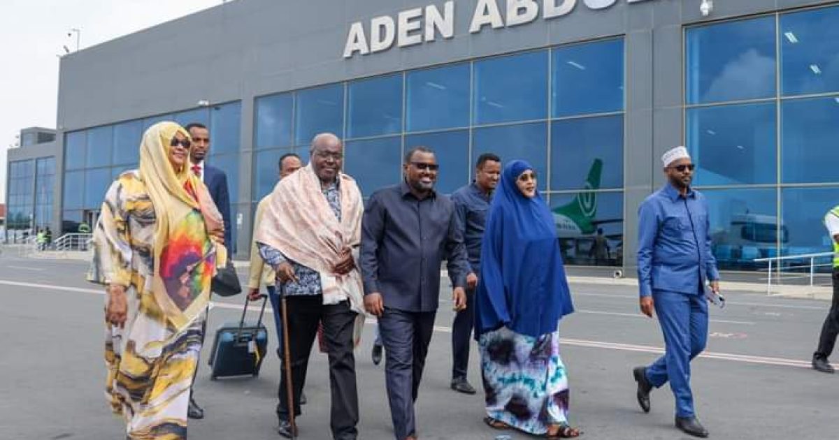 Guddomiye Abshirow oo Sagootiyey guddoomiyaha Baarlamaanka EAC