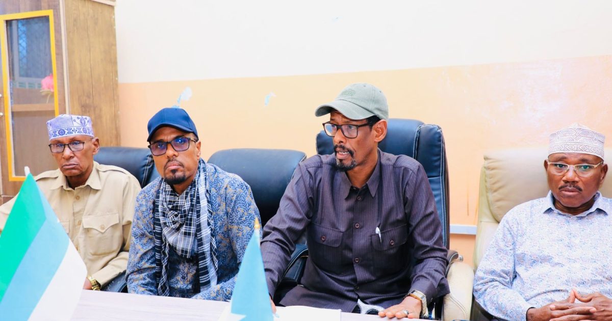 Madaxweyne Ku-xigeenka Jubbaland oo kullan la qaatay Odayaasha Dagmada Luuq
