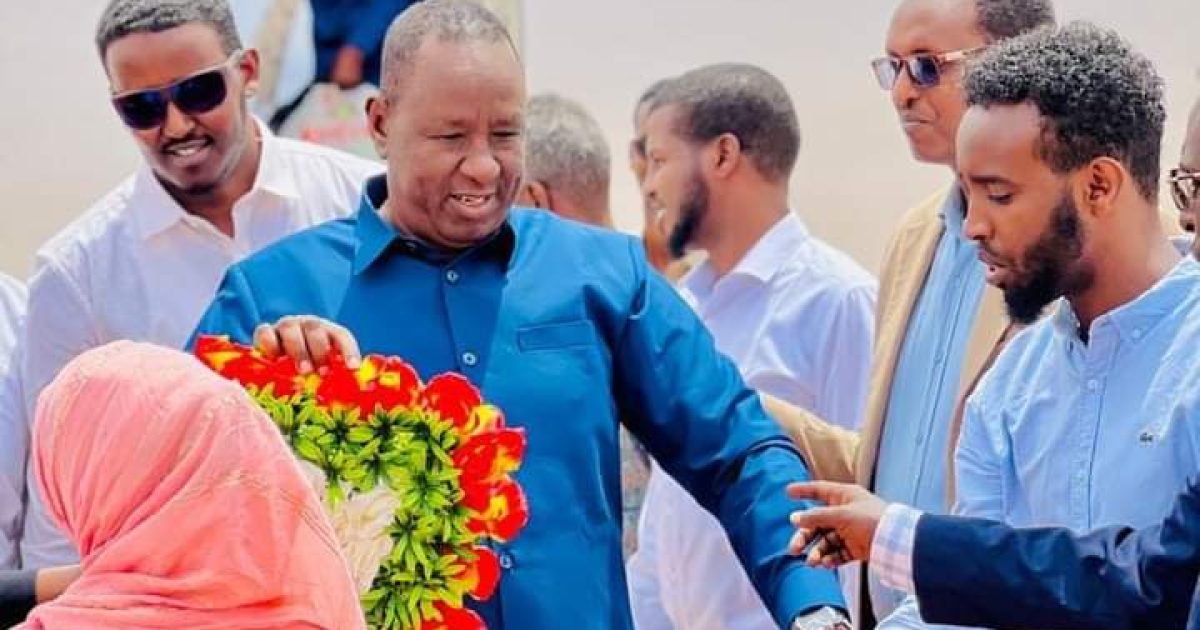 Guddoomiyaha Xariirka kubadda Cagta Soomaaliyeed oo Gaaray Gaalkacyo 