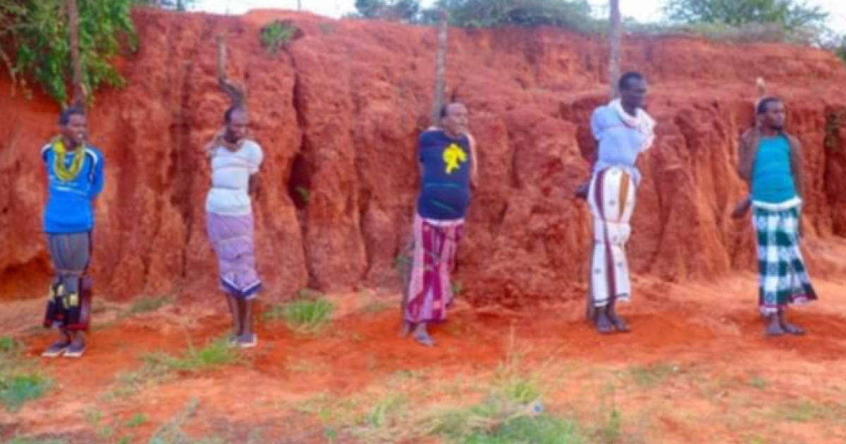 Shan ka mid ahaa khawaarijta oo lagu toogtay Kismaayo