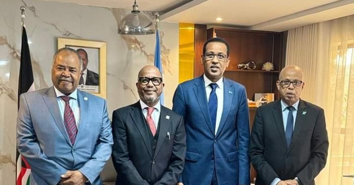 Danjire Jabriil oo qaabilay wafdi ka socday hay’adda Xiriirka Caalamiga ah ee Laanqeyrta Cas iyo Bisha Cas