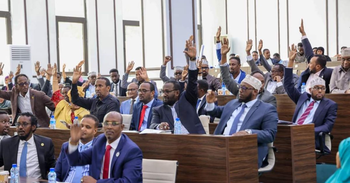 Golaha Shacabka oo Ansixiyay hindise sharciyeedka xeerka shaqada Soomaaliya