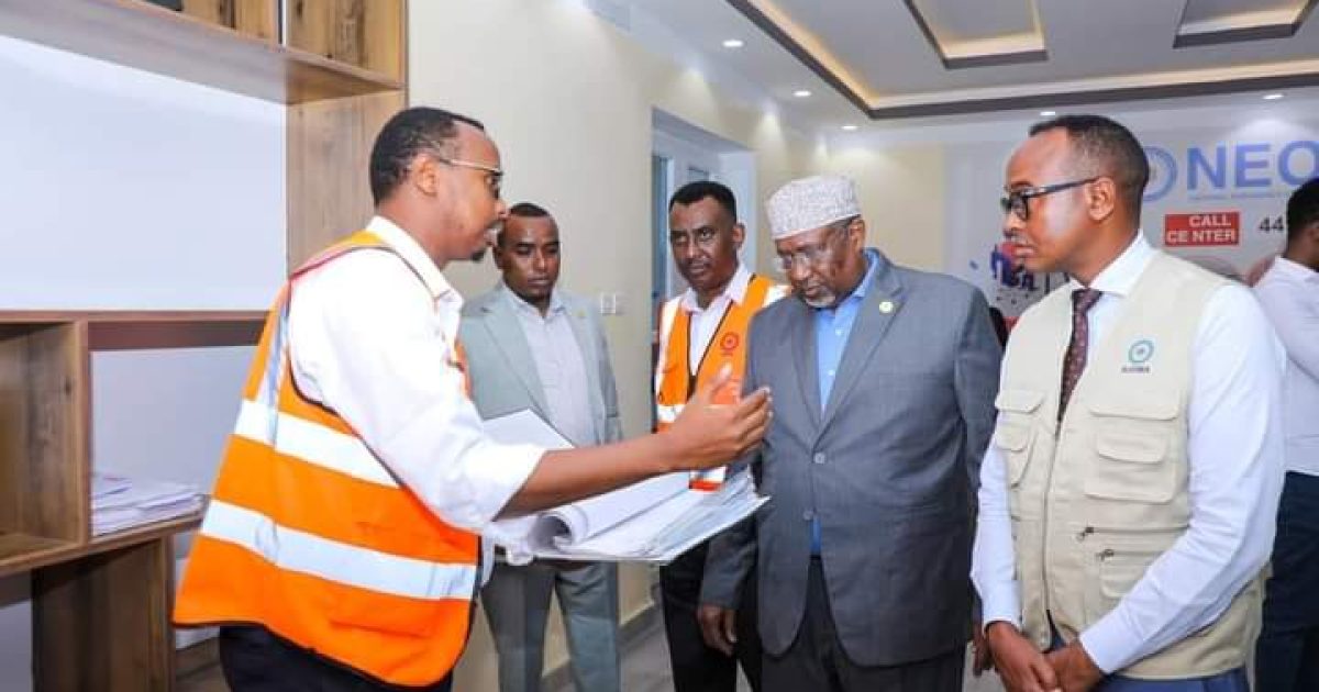 Guddoomiyaha Golaha Shacabka oo kormeeray xarunta Qaran ee Howlgallada Gurmadka deg-degga ah