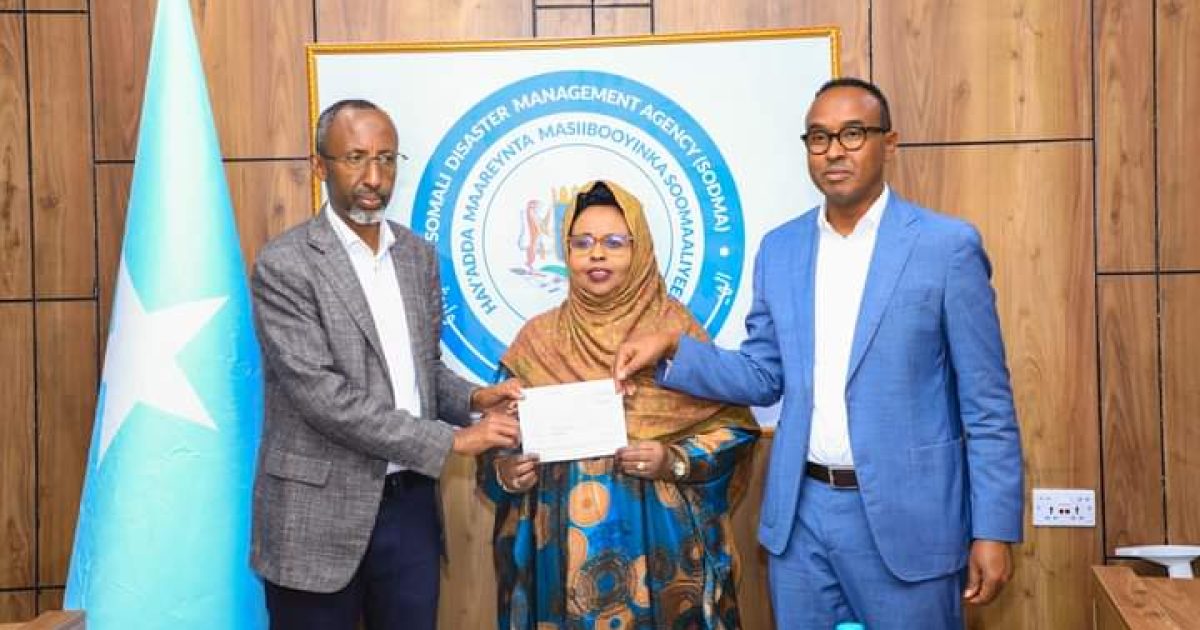 Guddiga Gurmadka Qaran oo lacag ka guddoomay Wasaaradda Caafimaadka