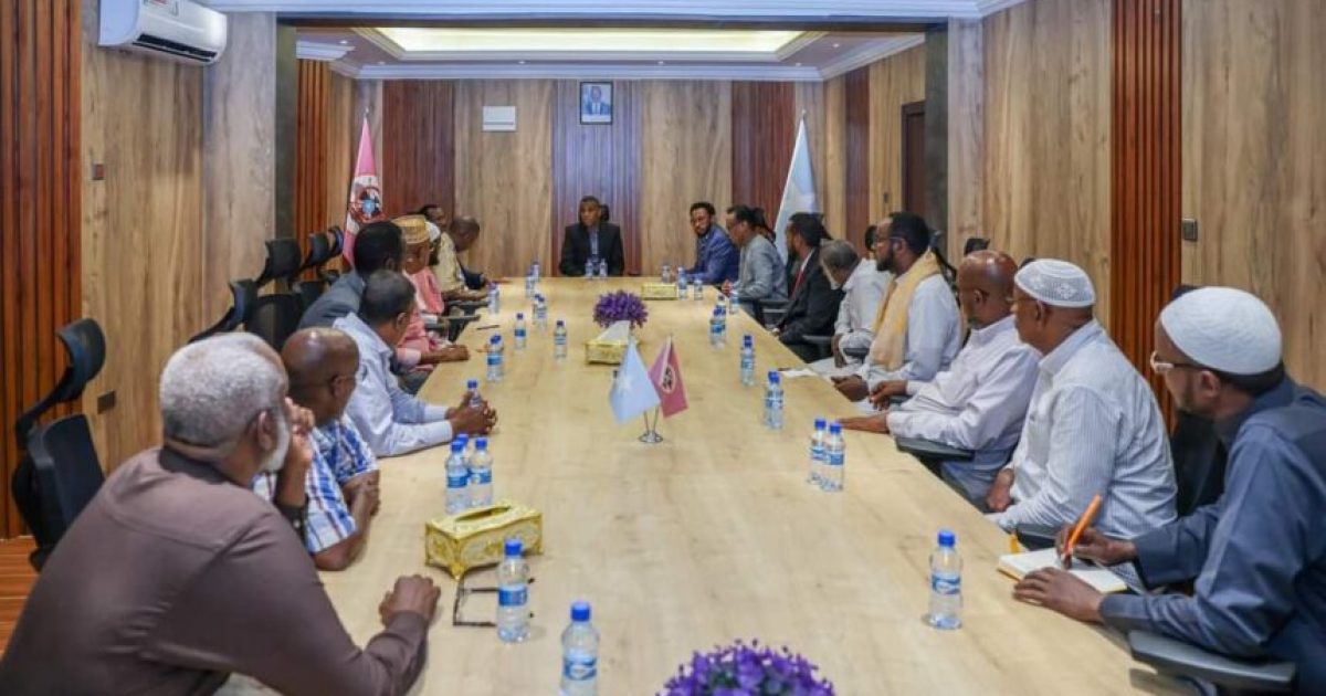 Xukuumadda iyo Ganacsatada oo isla qaatay bixinta canshuurta Iibka