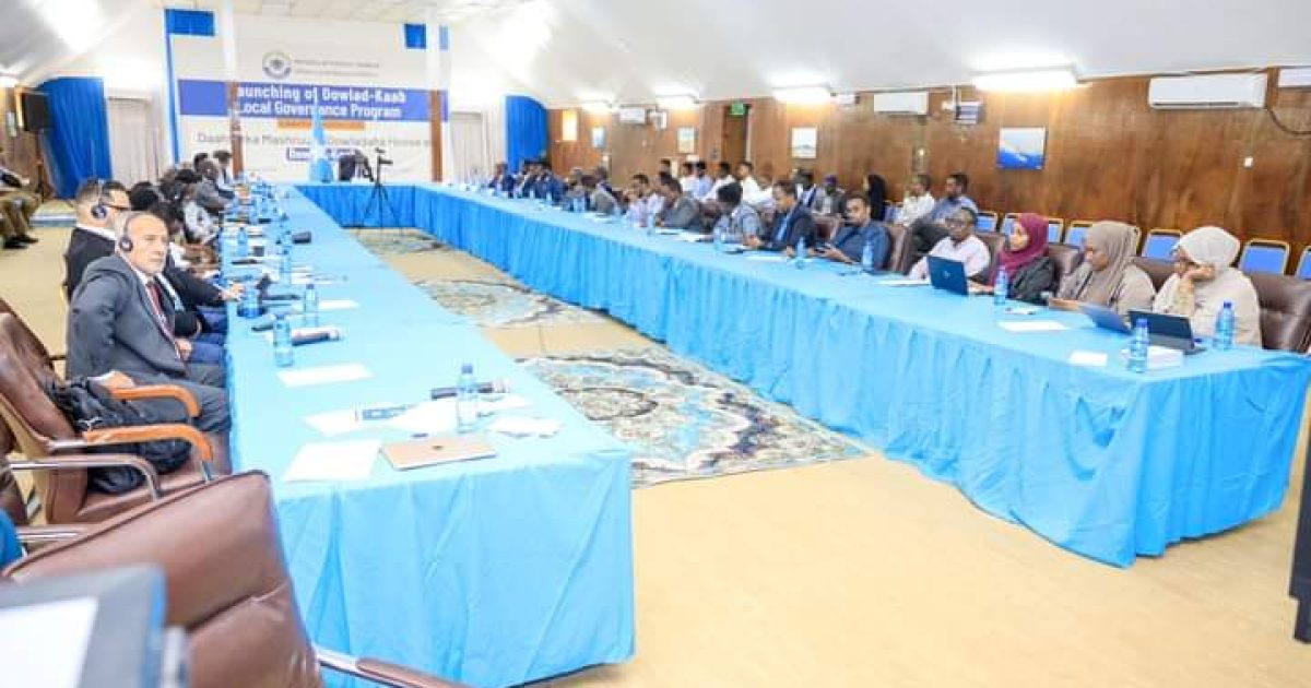 Wasiirka Arrimaha Guddaha XFS oo maanta furay Mashruuca Dowlad-kaab