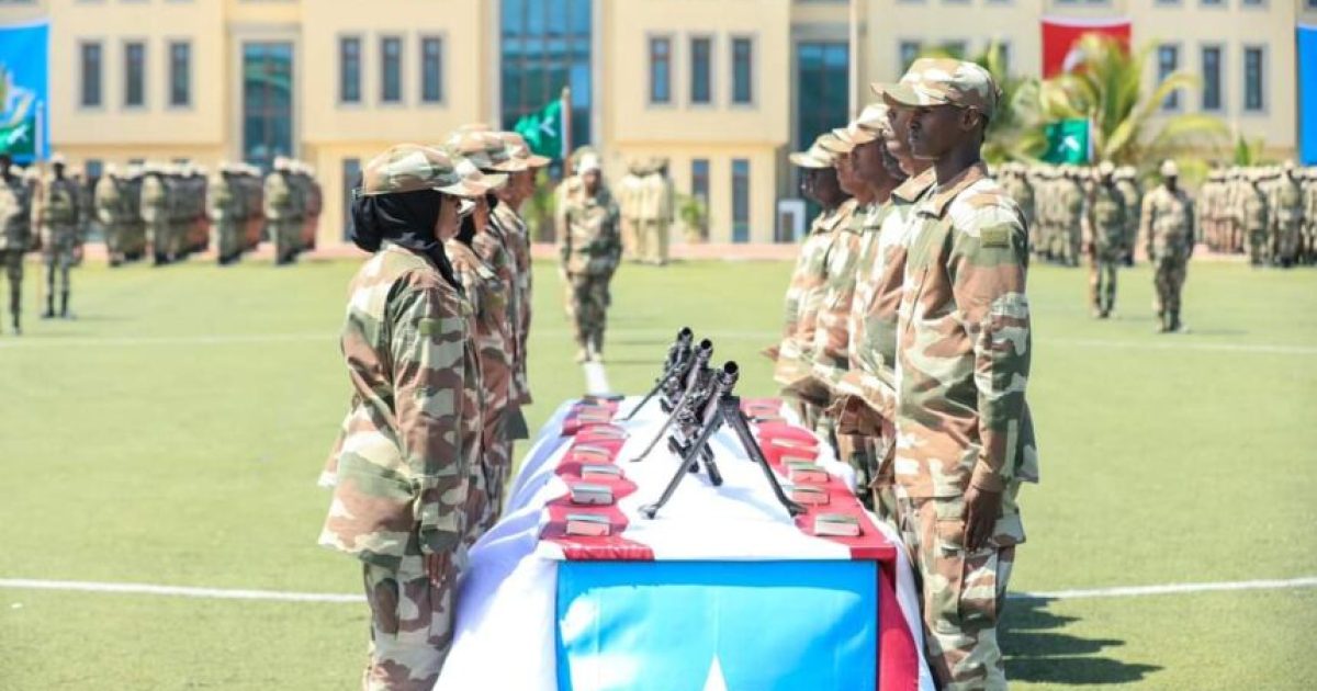 Saraakiil Xigeeno tababar u aadaya dalka Turkiga