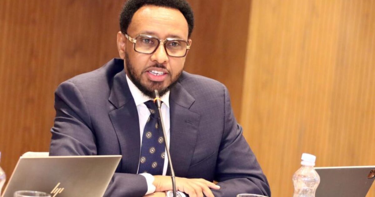 Wasiir Biixi Iimaan Cige:Soomaaliya Dayn cafinta kaddib waxa ay sameysay horumar dhanka dhaqaalaha ah