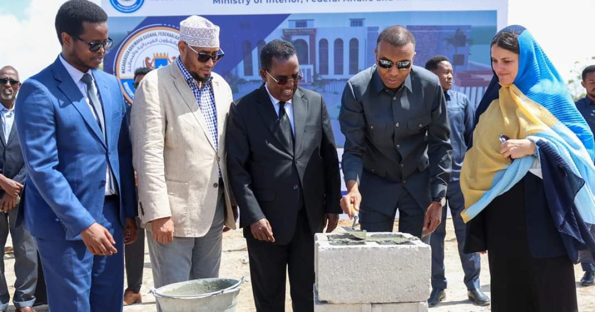 Ra’iisul Wasaaraha Dalka Oo Dhagax Dhigay Xarunta Wasaaradda Arrimaha Gudaha