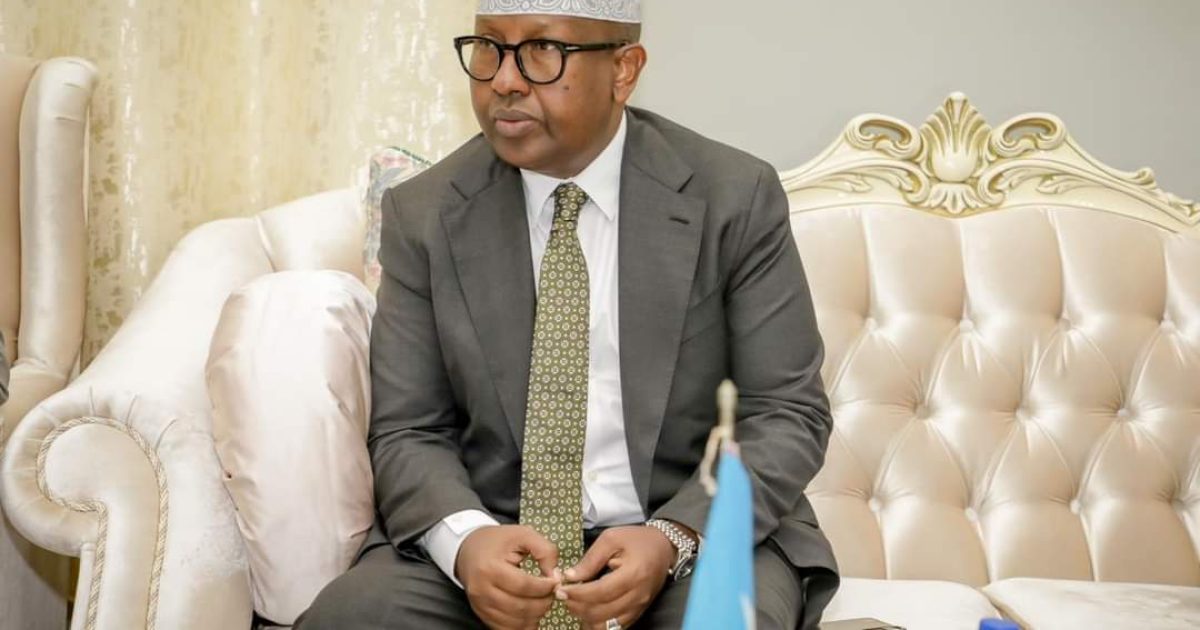 Wasiir Fiqi oo ka qayb galay furitaanka Golaha safiirrada Jaamacadda Carabta ee Soomaaliya