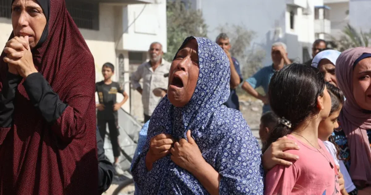 Caalamka oo caro ka muujiyay 40 ruux oo lagu dilay dugsi ku yaalla Gaza