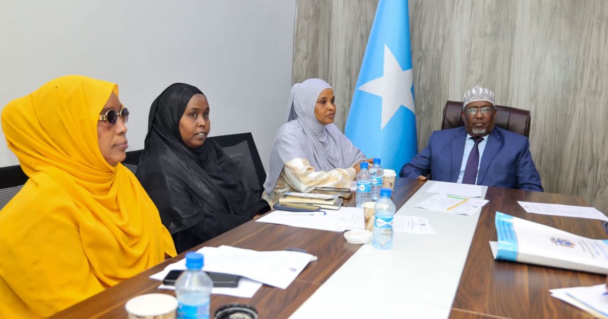 Guddoomiyaha Golaha Shacabka oo kormeeray shirarka qaar ka mid ah Guddiyada Golaha