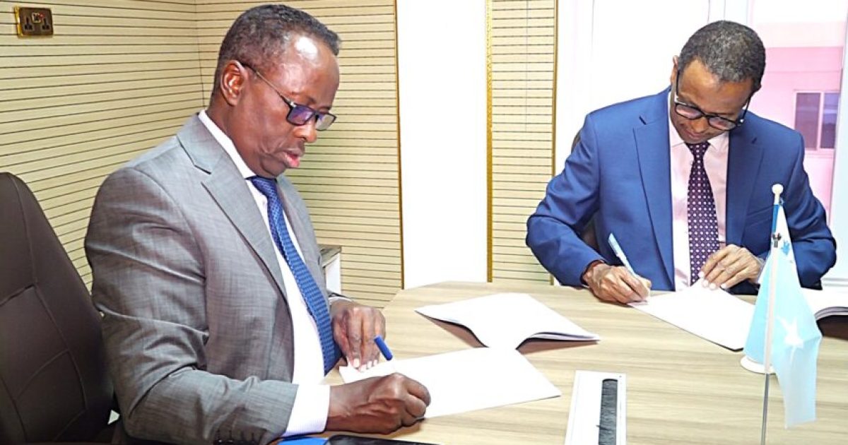 Wasaaradda Beeraha XFS iyo hay’adda WFP oo kala saxiixday heshiis muhiim ah