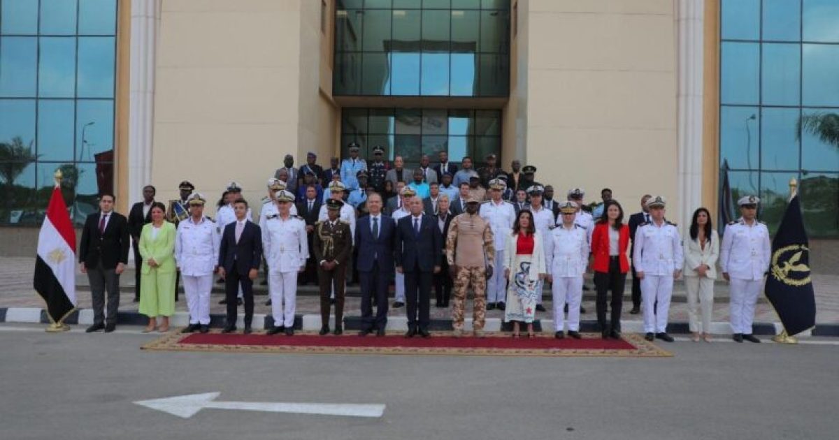 Saraakiil ka tirsan hay’adda socdaalka oo tababar loogu soo gabagabeeyey Masar