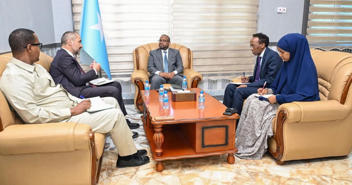 Xoghayaha Joogtada ah ee Wasaaradda Arrimaha Dibadda oo qaabilay Wafdiga Laanqeyrta Cas