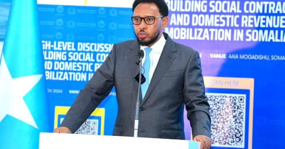 Wasiirka Maaliyadda Soomaaliya oo Shir looga hadlayo kobcinta Dakhliga ka furay Muqdisho