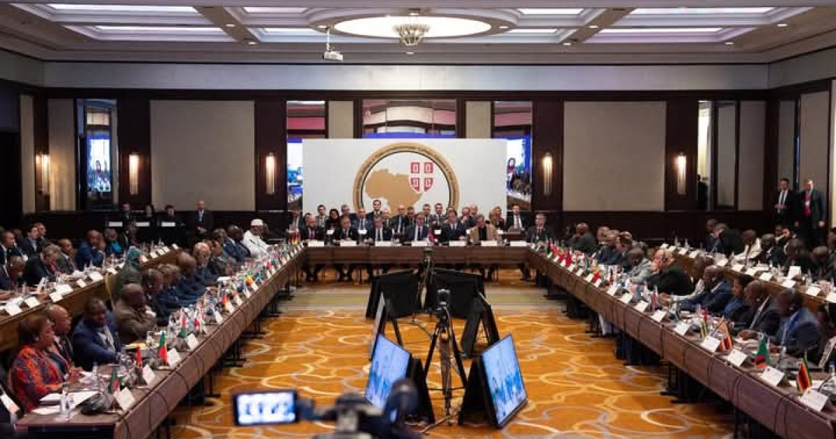 Agaasimaha Guud ee Wasaaradda Amniga gudaha oo shir muhiim ah uga qeybgalay Serbia