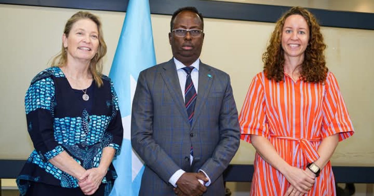 Wasiir Maareeye oo guddoomiyey kulanka isku xirka Wasaaradda iyo Hay’adaha Caalamiga