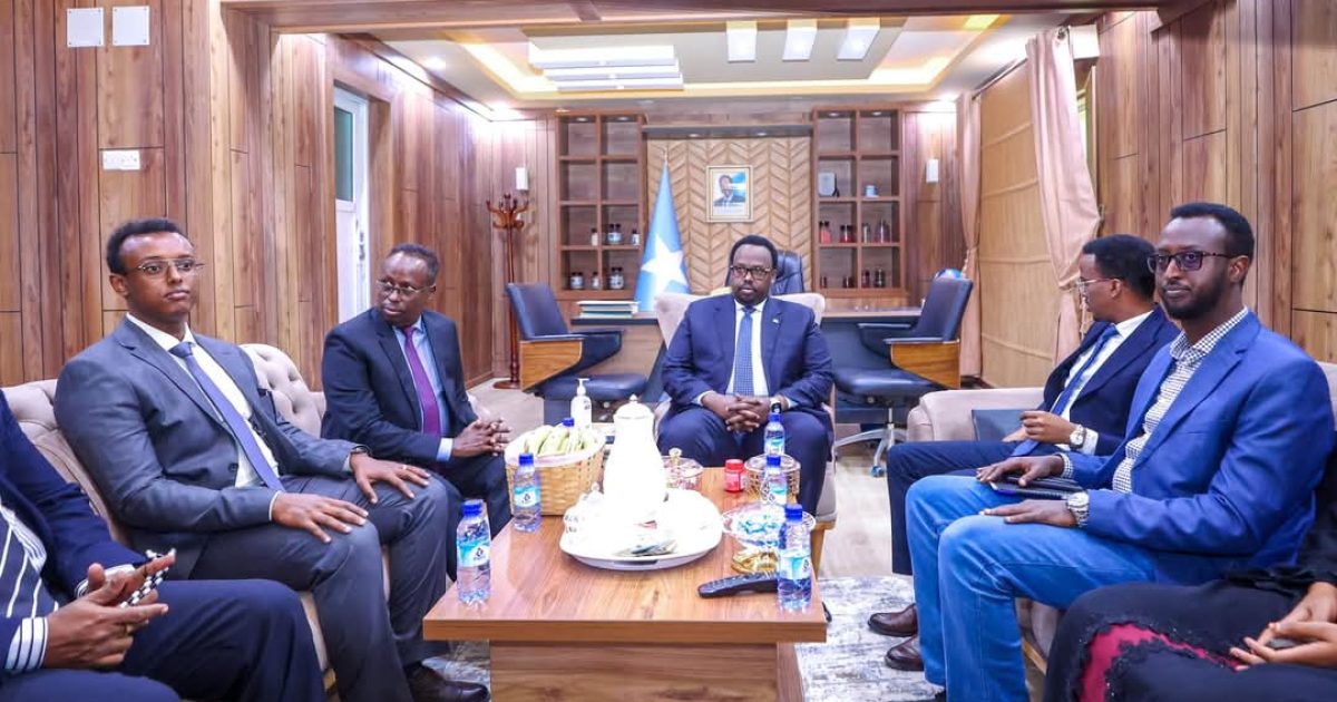 Ra’iisul Wasaare Ku-xigeenka kobaad ee dalka oo kulan la qaatay Madaxda Wasaaradda Beeraha 