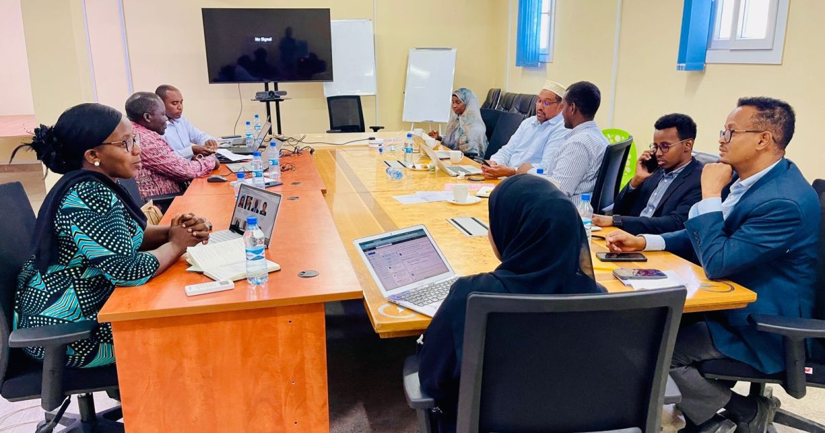 Soomaaliya oo Martigelisay Madaxda Guddiga Luqadda Sawaaxiliga ee EAC