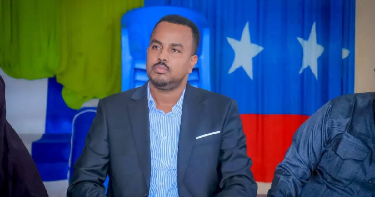 Wasiir Ku-xigeenka Maaliyadda KGS oo tababar ka daah-furay Baraawe