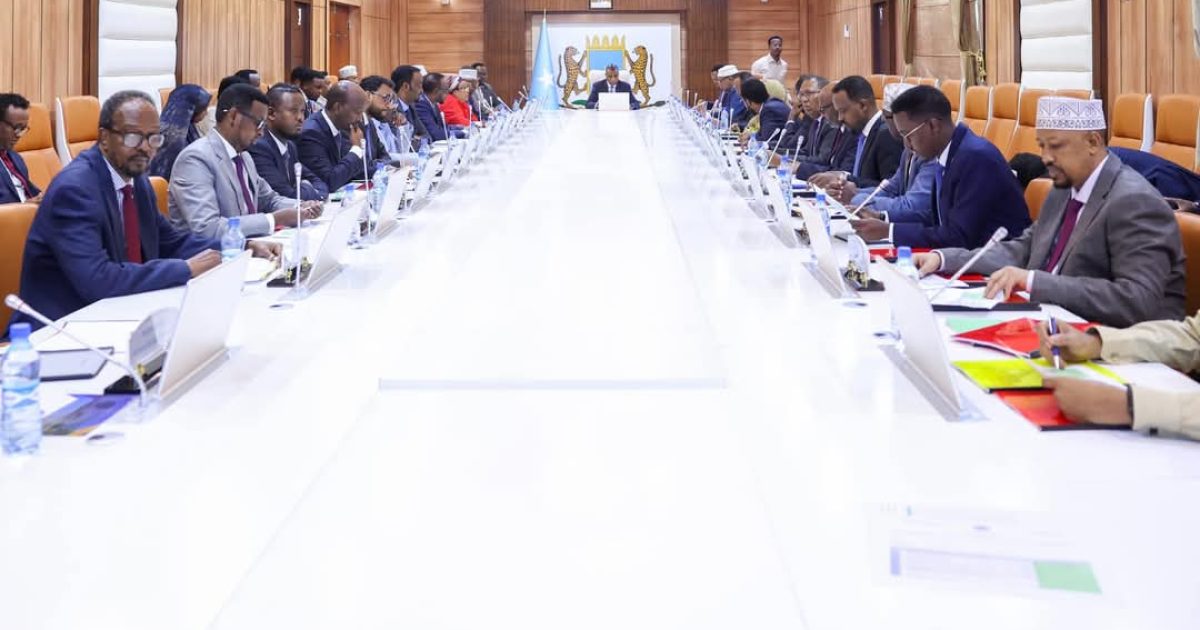 Golaha Wasiirrada oo ansixiyey soo jeedinta Wasaaradda Maaliyadda ee Xaniifa Maxamed