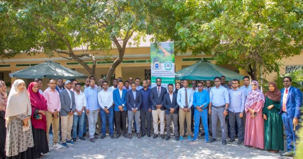 Agaasimaha Guud ee Wasaaradda Deegaanka oo daah-furay shir wadatashi