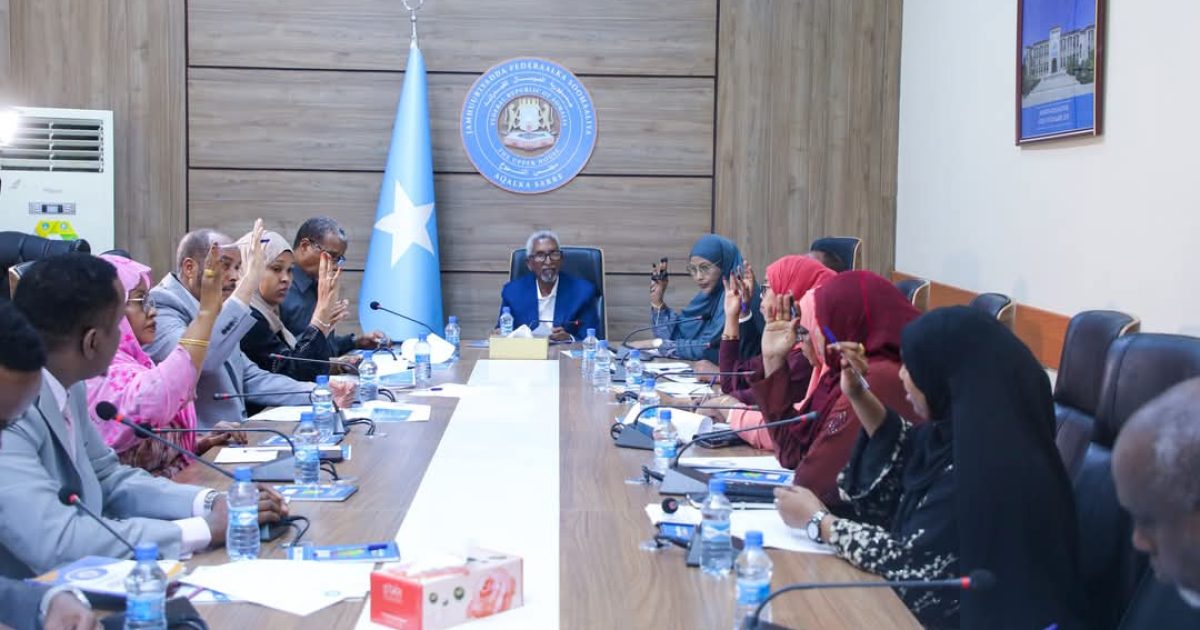 Guddiga Joogtada ah ee Aqalka Sare oo meelmariyay Ajandayaasha Golaha