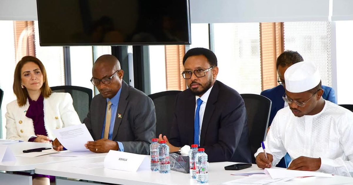 Wasiirka Maaliyadda XFS oo Guddoomiyay shir ku saabsan saameynta Colaadaha