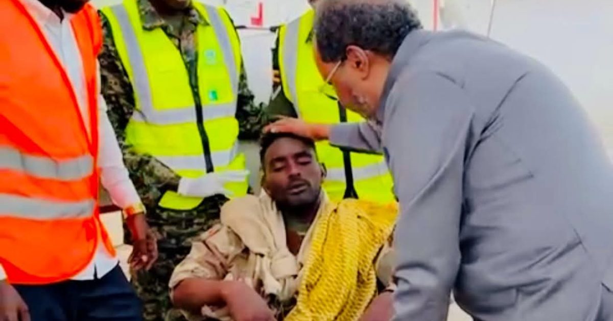Madaxweynaha JFS oo booqday Askar ku soo dhaawacantay hawlgalka ka dhanka ah Khawaarijta