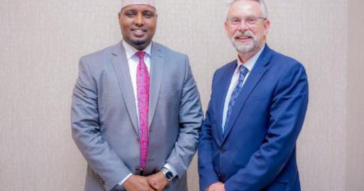 Dowladaha Soomaaliya iyo UK oo ka wada hadlay xoojinta iskaashiga labada dal