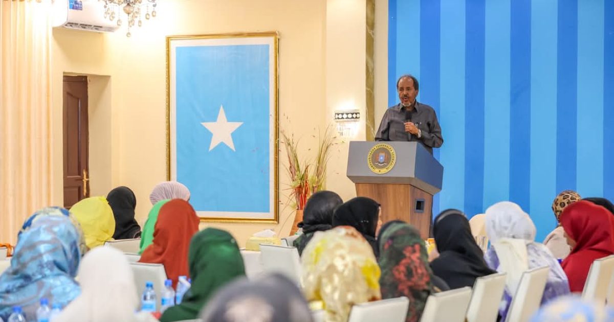 Madaxweyne Xasan Sheekh oo bogaadiyay doorka haweenka ee xoraynta dalka iyo doorashada tooska ah