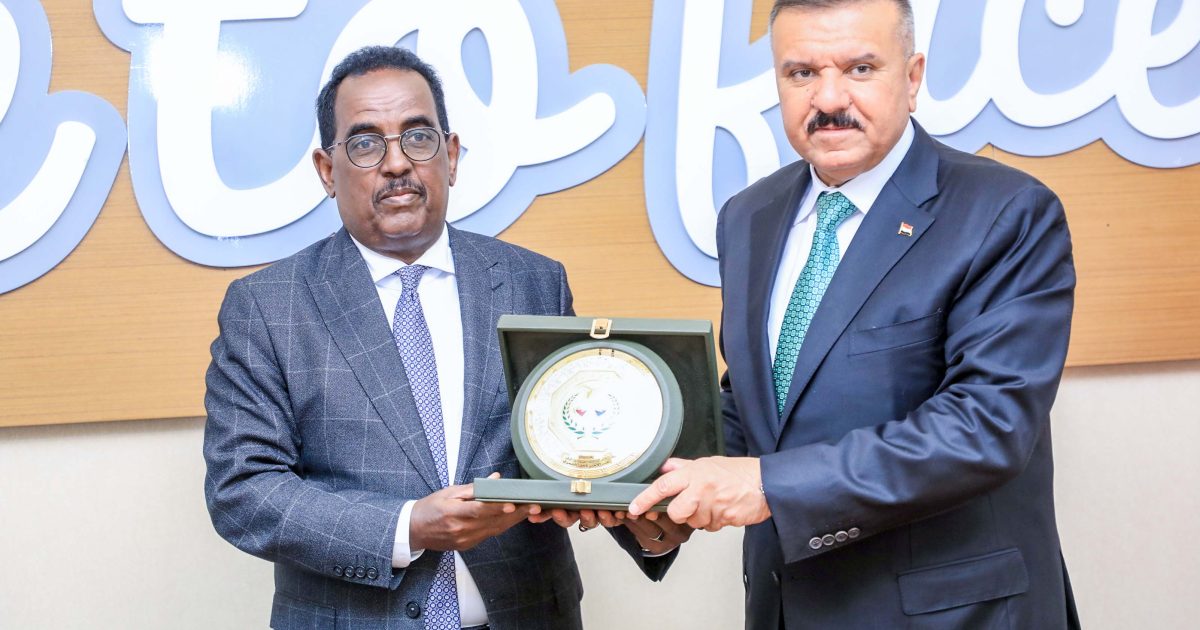 Wasiirka Arrimaha Gudaha XFS oo la kulmay dhiggiisa Dalka Ciraaq