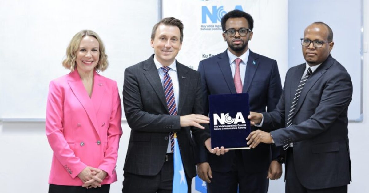 Hay’adda Isgaarsiinta Qaranka oo Starlink guddoonsiisay rukhsadda adeegga Internet-ka