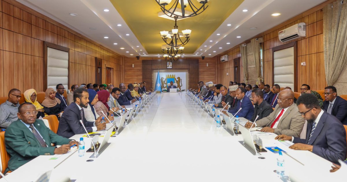 Golaha Wasiirrada oo ansixiyey wax ka beddelka Sharciga Shaqaalaha Rayidka