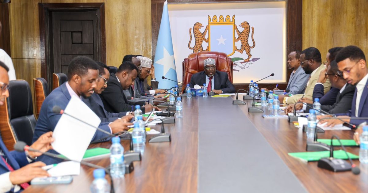 Guddoomiyaha golaha shacabka BJFS oo shir guddoomiyay kulanka guddiga joogtada ah