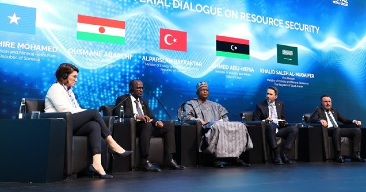 Wasiirka Batroolka iyo Macdanta Soomaaliya oo ka qeyb galay shirka sanadeedka Kheyraadka Dabiiciga ah ee magaalada Istanbul