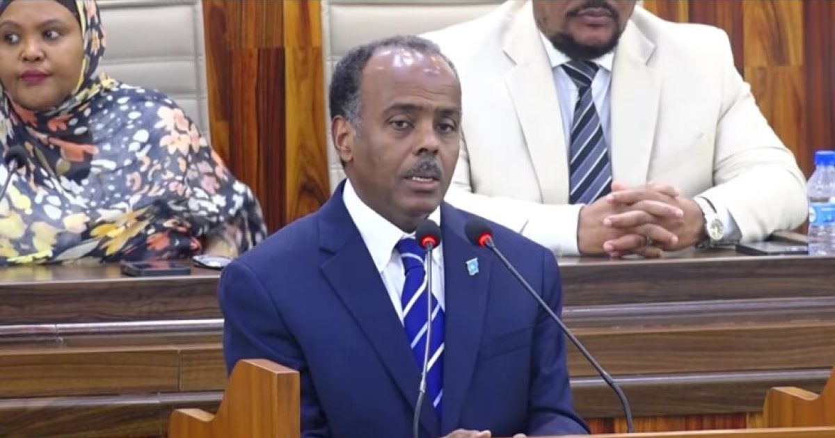 Wasiiru Dowlaha Arrimaha Dibadda oo Golaha Shacabka ka hor akhriyay muhiimadda hirgelinta heshiiska lagu dhisay ururka IGAD