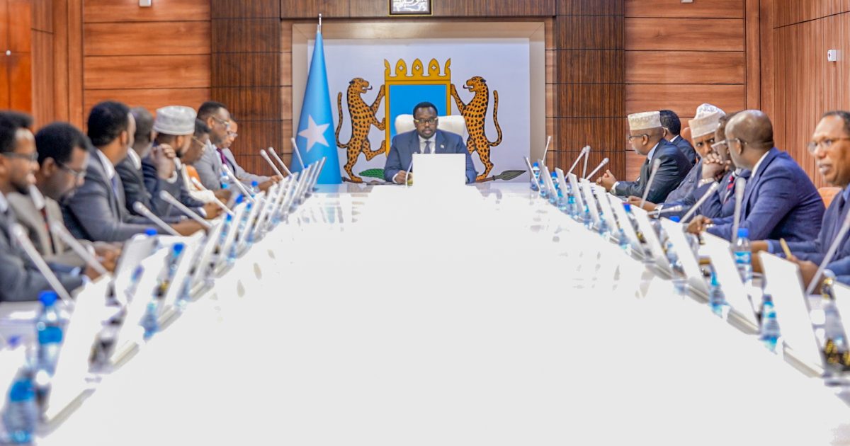 Golaha Wasiirrada oo ansixiyey Xeer-nidaamiyaha Xargaha Isgaarsiinta ee Badda hoos mara