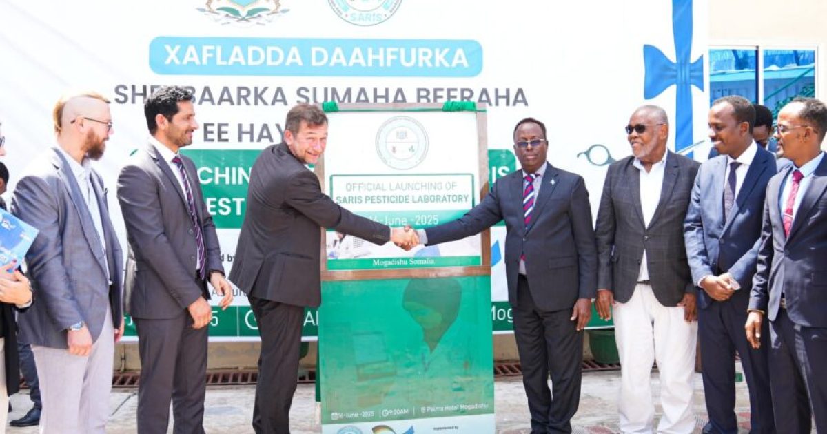 Wasiirka Beeraha iyo Waraabka oo Daah-furay Xarunta cusub ee Sheybaarka Sumaha Beeraha ee (SARIS)