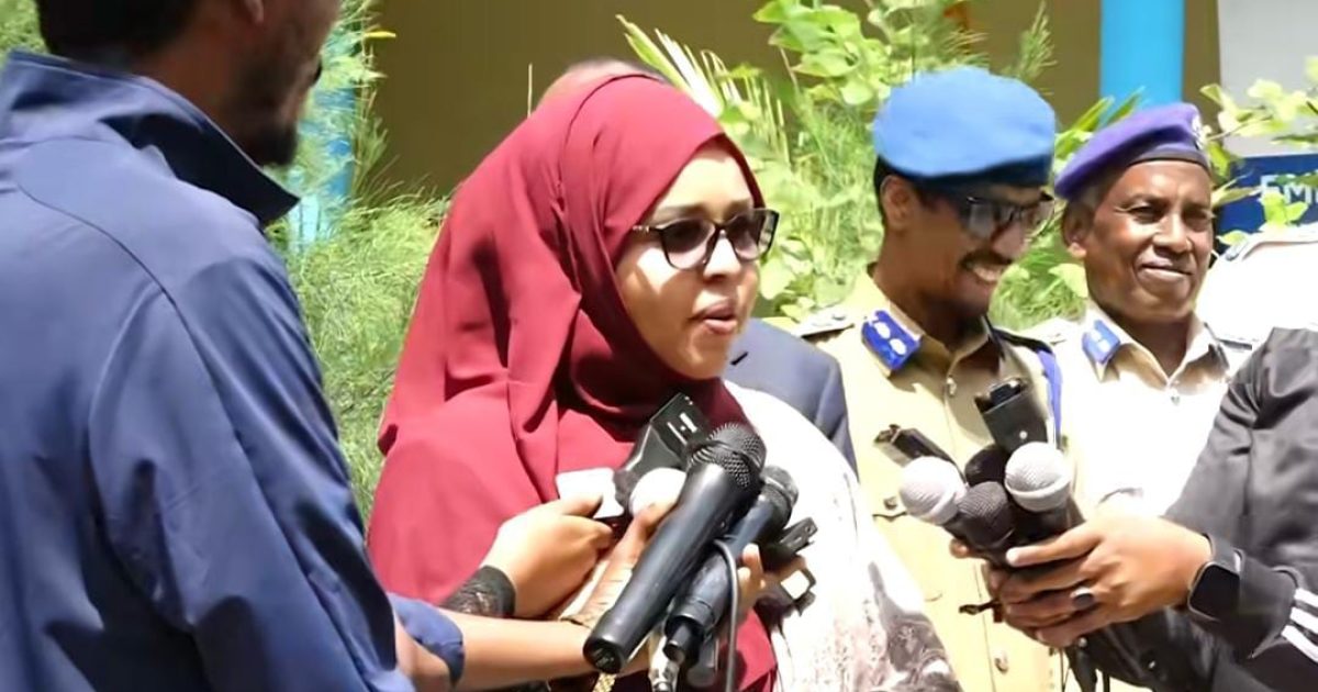 Wasiiru dowlaha Waxbarashada oo ardayda Soomaaliyeed u rajeysay natiijo wanaagsan